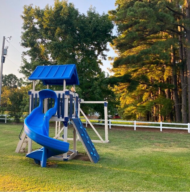 2289 W Community Chapel Rd, Atoka, OK 74525 - photo 5