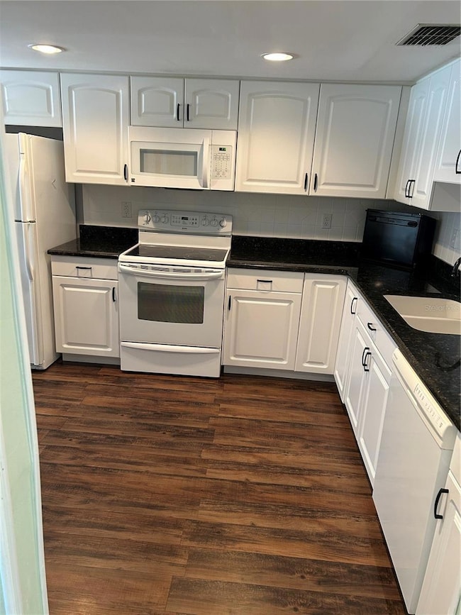 4339 Tiburon Dr unit 15, New Port Richey, FL 34655 - photo 6