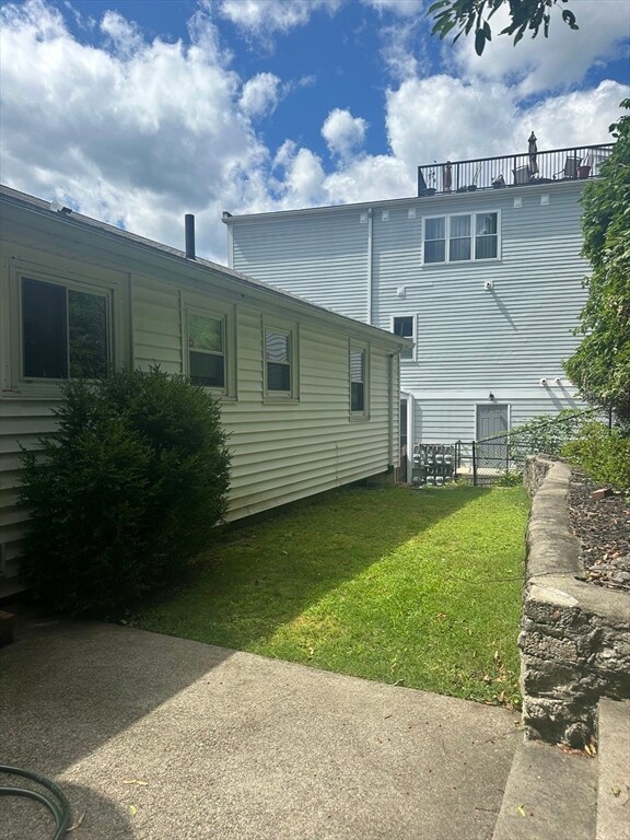 831 Lagrange St unit 831, West Roxbury, MA 02132 - photo 5