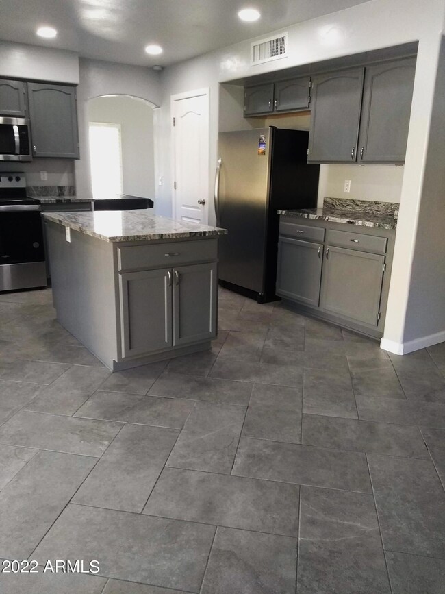 Kitchen 2
