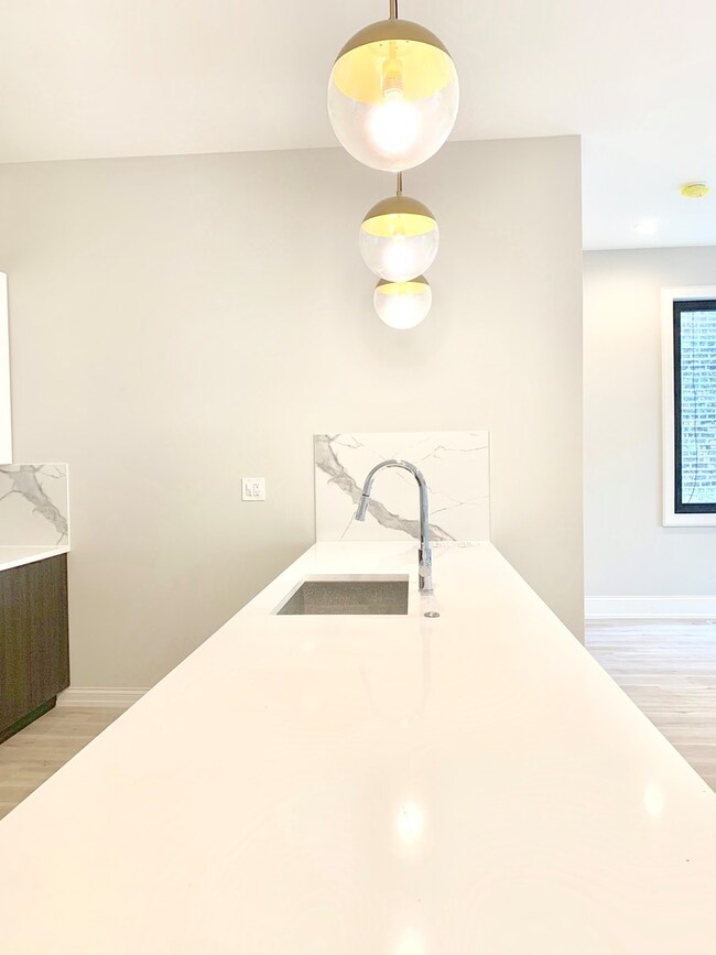 6126 N Mozart St unit 3, Chicago, IL 60659 - photo 7