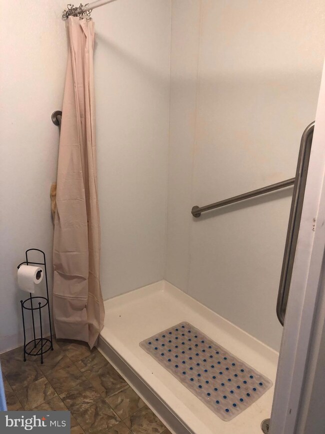 3539 Hawthorne Ave, Reading, PA 19605 - photo 7