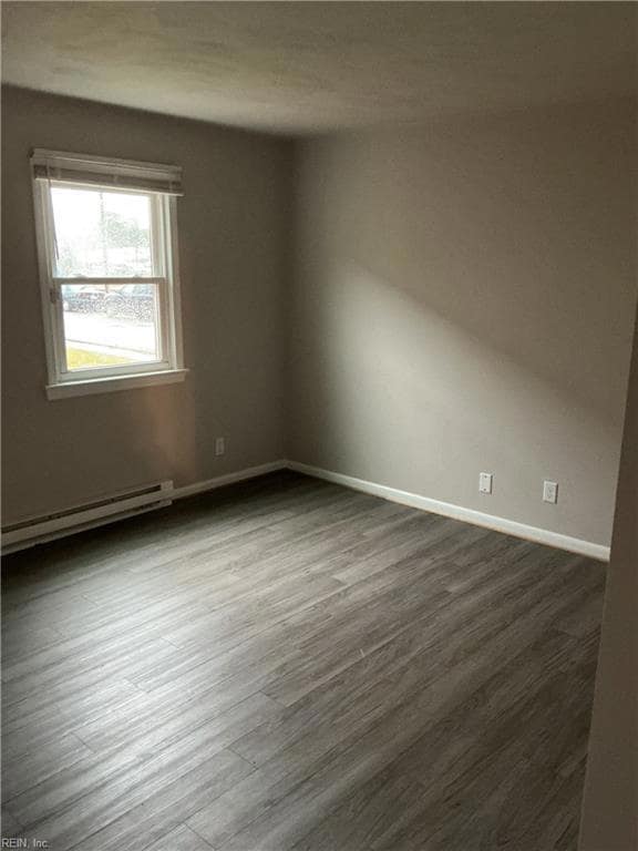 1111 Hugo St unit E, Norfolk, VA 23513 - photo 5