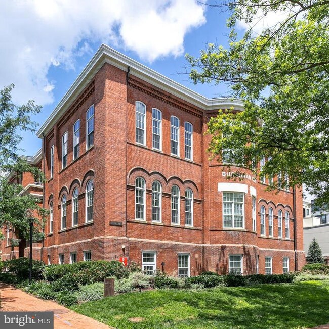 1324 E St SE unit 108, Washington, DC 20003 - photo 2