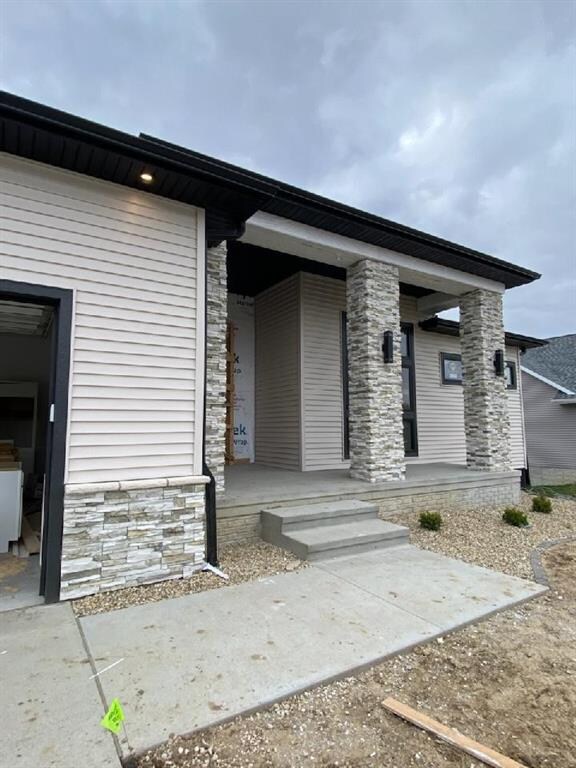 6807 Wexford Way NE, Cedar Rapids, IA 52411 - photo 2