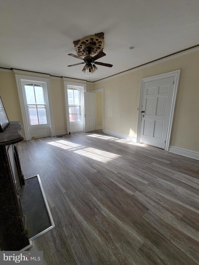 280 S Main St, Chambersburg, PA 17201 - photo 3