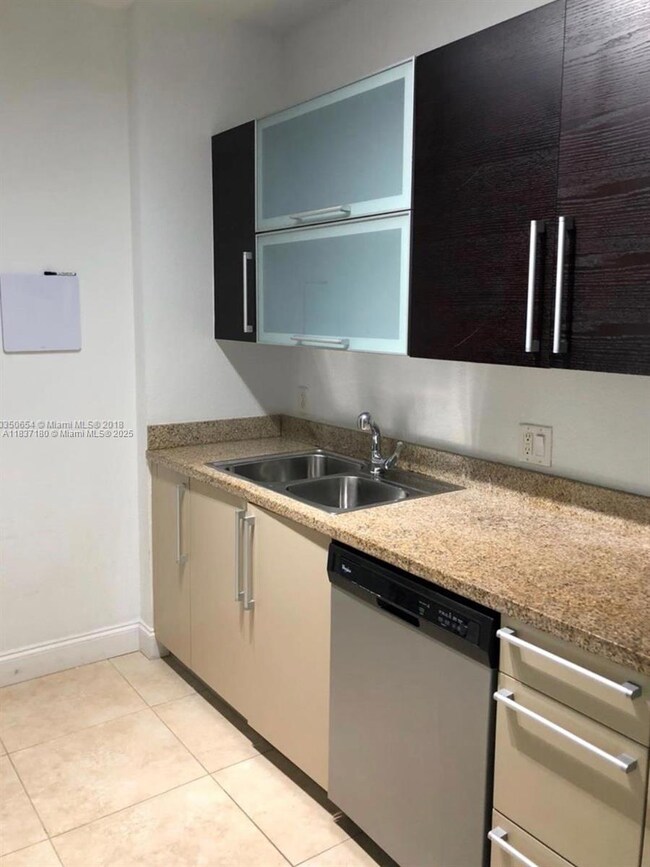 520 NE 29th St unit 703, Miami, FL 33137 - photo 6