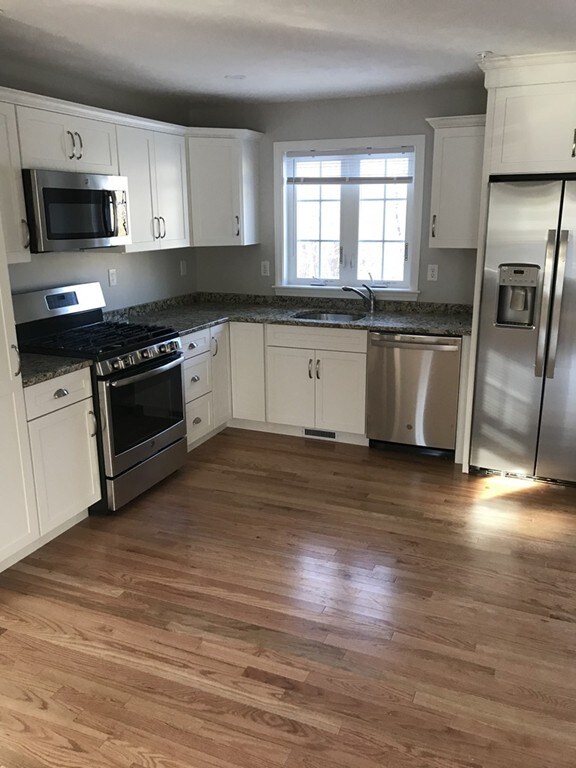 732 Main St unit 2, Weymouth, MA 02190 - photo 2