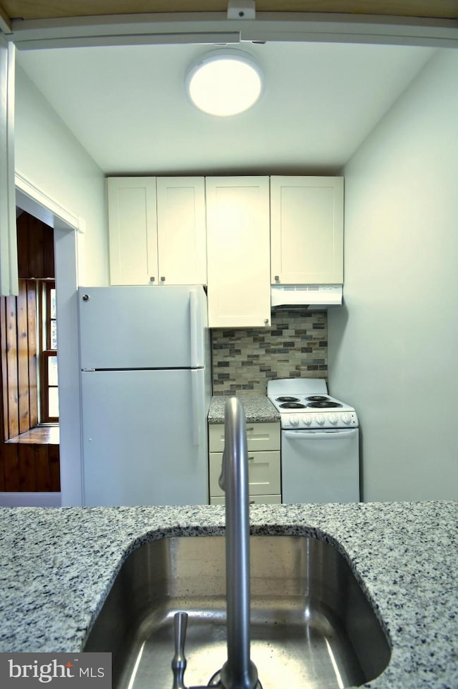 7835 River Rd, Bethesda, MD 20817 - photo 4