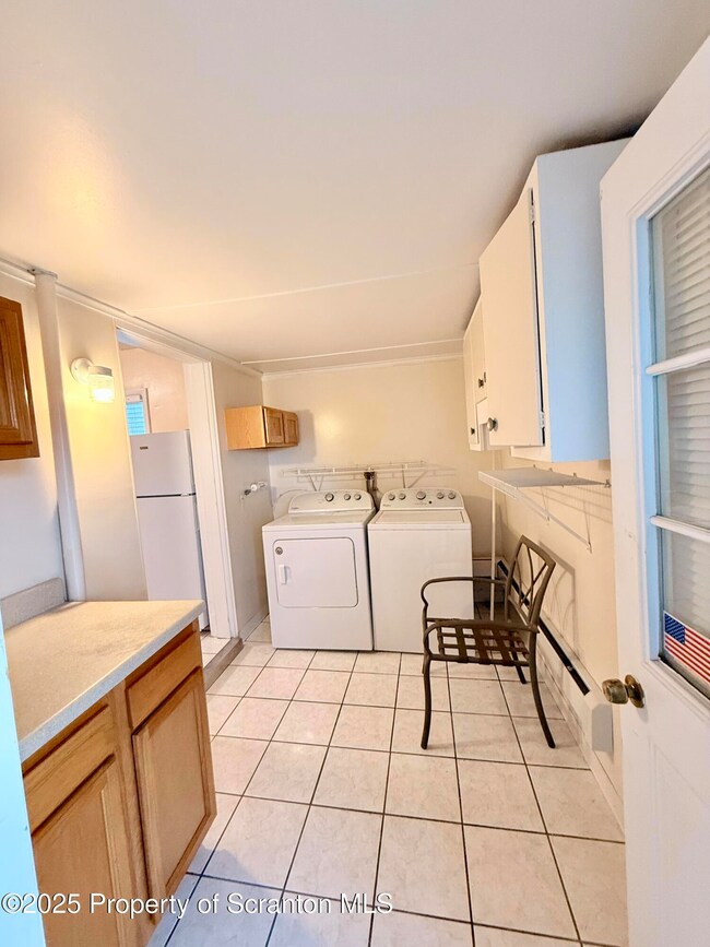 1304 Saint Ann St unit 2, Scranton, PA 18504 - photo 7