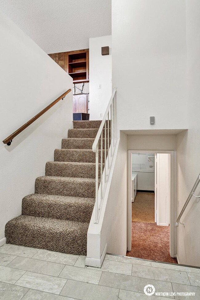 2_Stairway_Entry