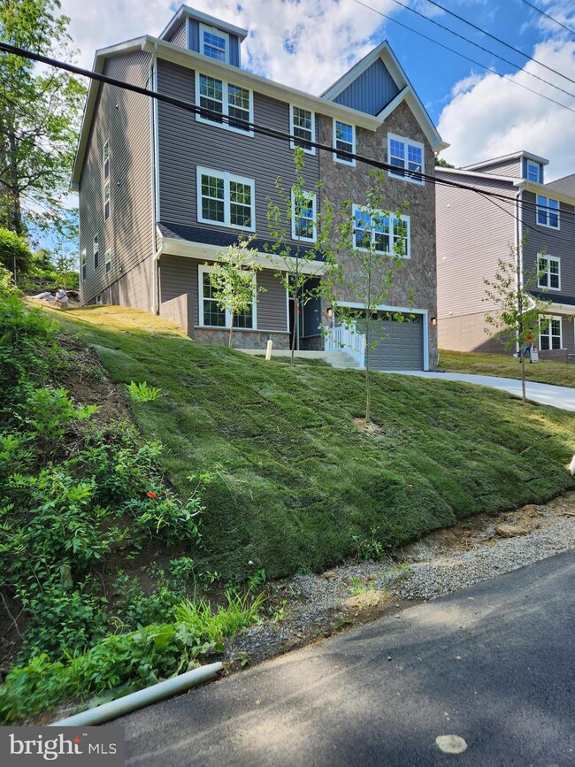 18520 Old Triangle Rd, Triangle, VA 22172 - photo 6