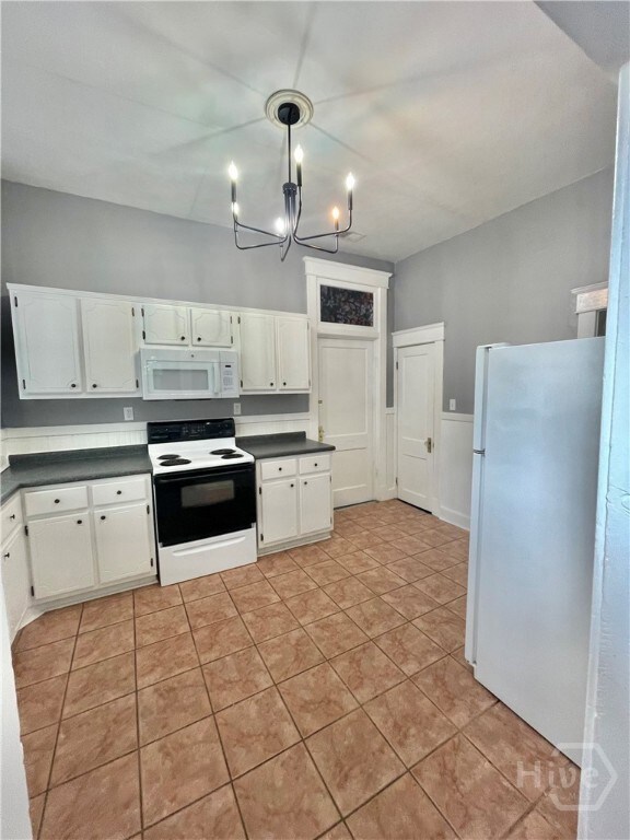 418 E 40th St, Savannah, GA 31401 - photo 6