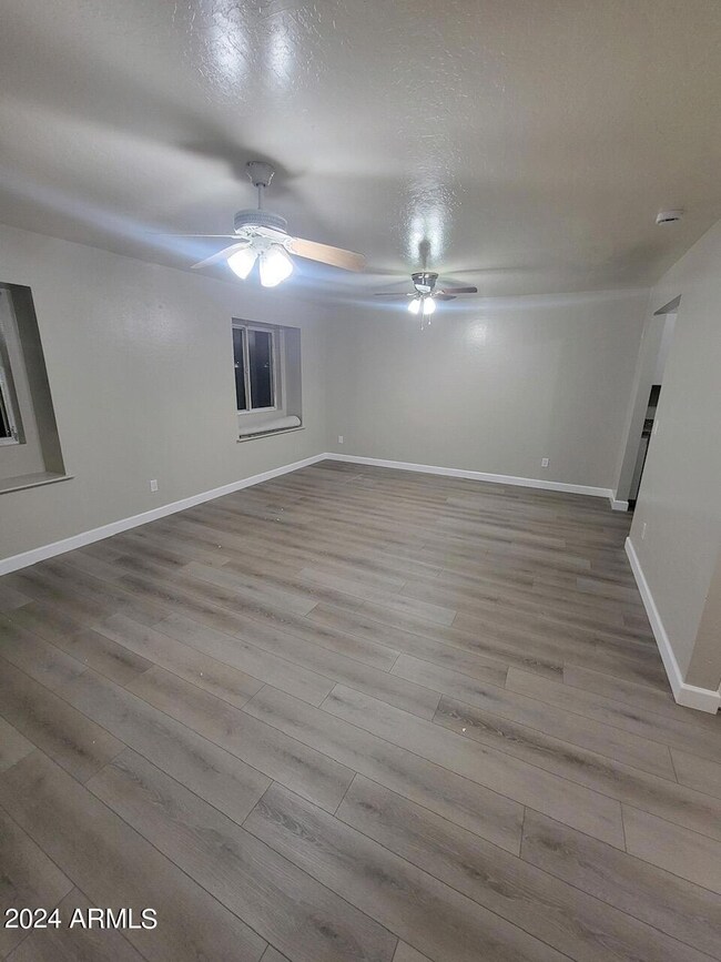 d57b326bd9e84a97984a0ddda7f054ec