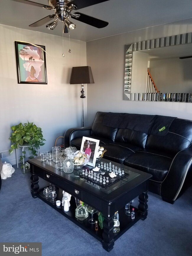 568 Lucia Ave, Baltimore, MD 21229 - photo 5