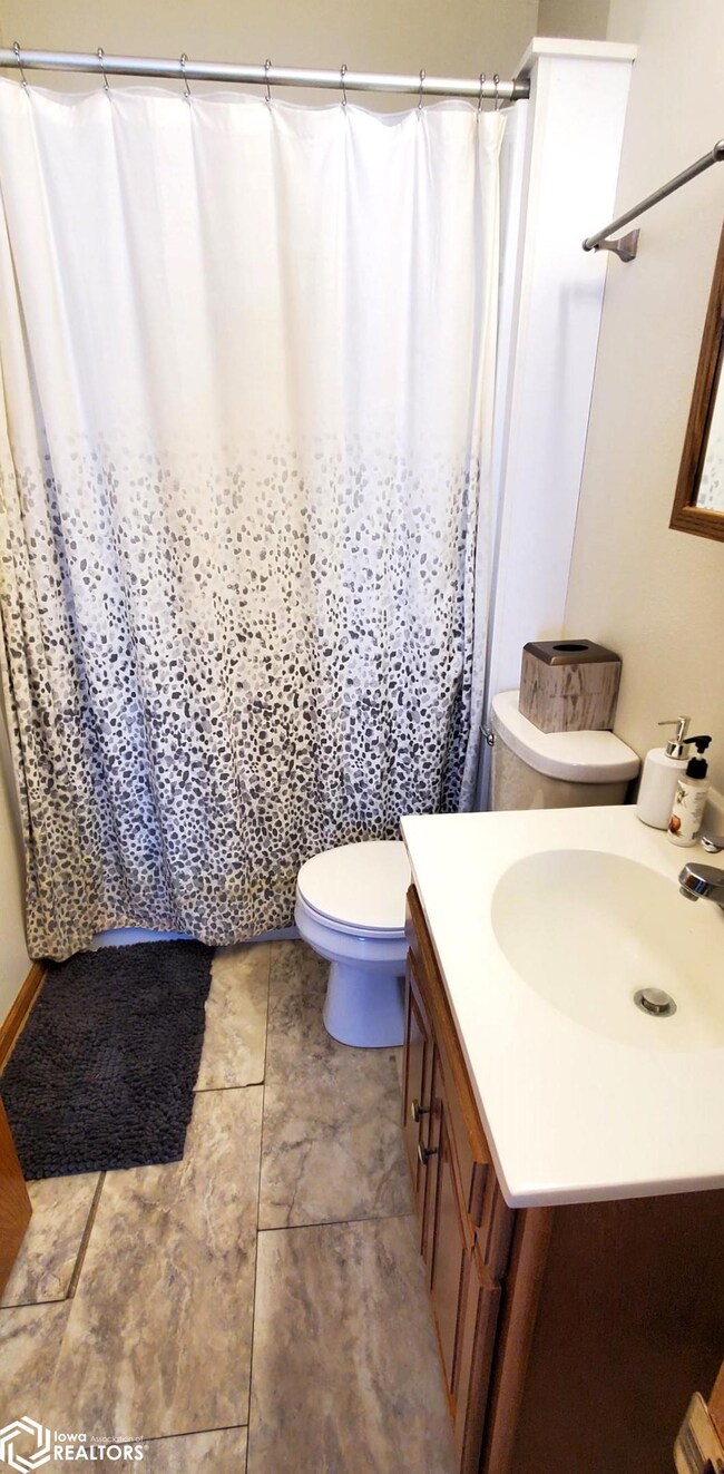 maun floor bath