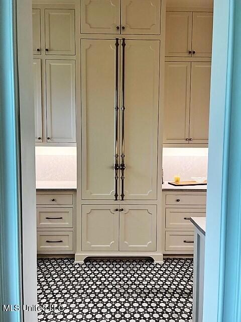 Custom Cabinetry Butler's Pantry