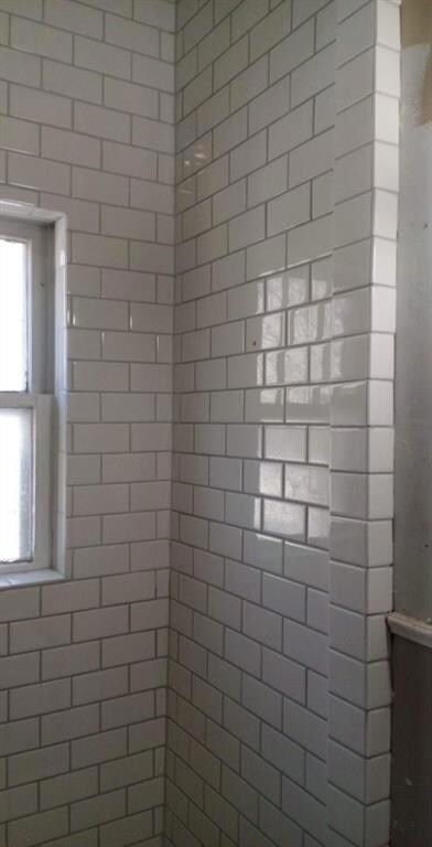 904 S Cherry Ave, Ada, OK 74820 - photo 6