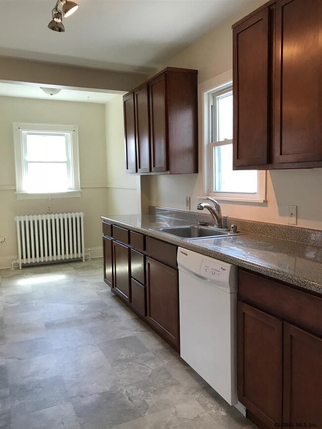 7 Crannell Ave, Delmar, NY 12054 - photo 2