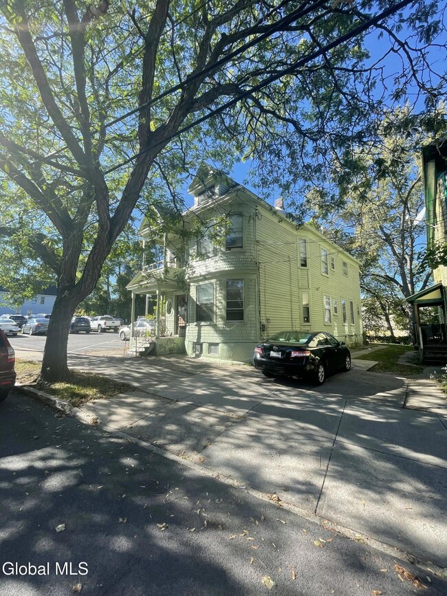 316 Georgetta Dix Plaza, Schenectady, NY 12307 - photo 6