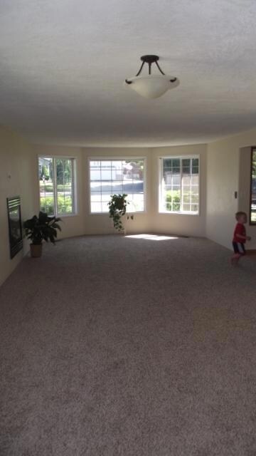 3061 Pineview Ct, Medford, OR 97504 - photo 6