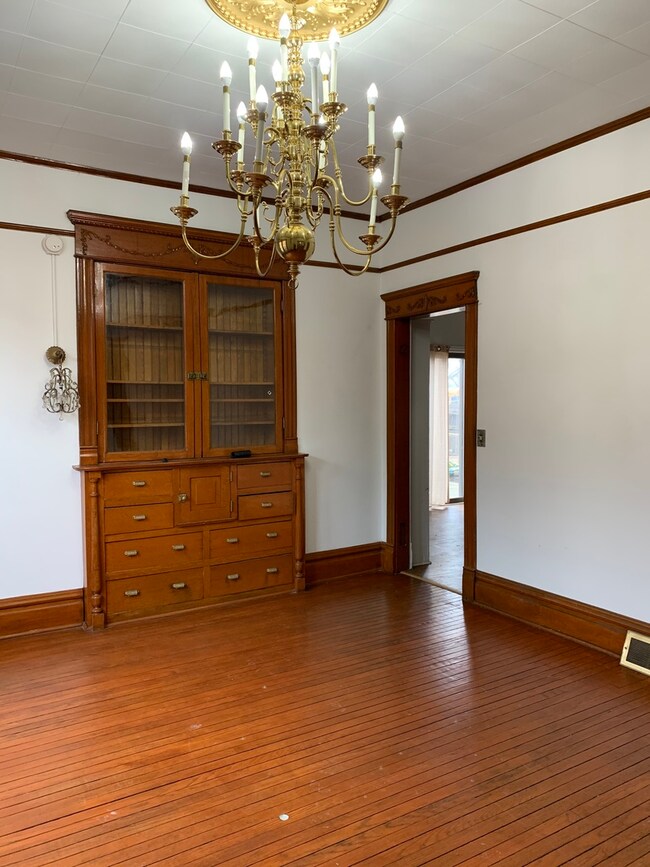 222 N West St unit 1, Waukegan, IL 60085 - photo 3