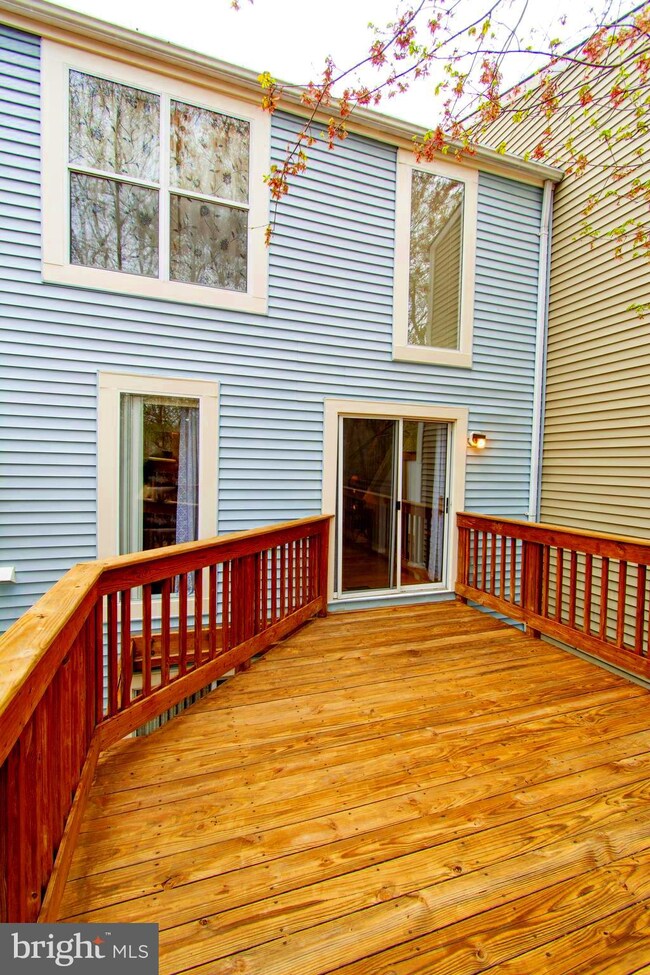 244 Sycamore Ridge Rd, Laurel, MD 20724 - photo 2