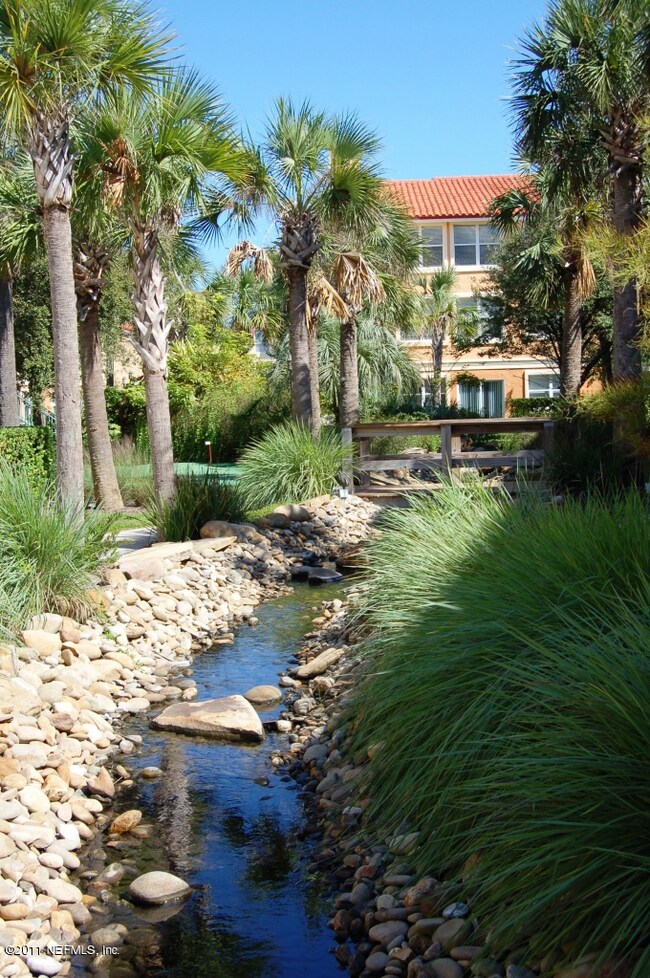 2400 1st St S unit I23, Jacksonville Beach, FL 32250 - photo 2
