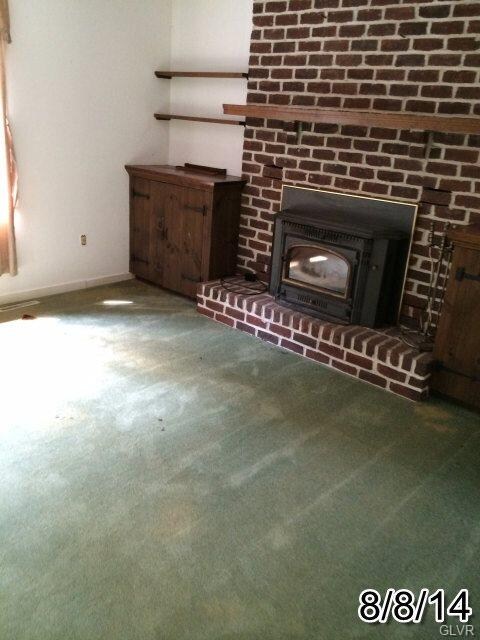 4010 Hillview Rd, Temple, PA 19560 - photo 3