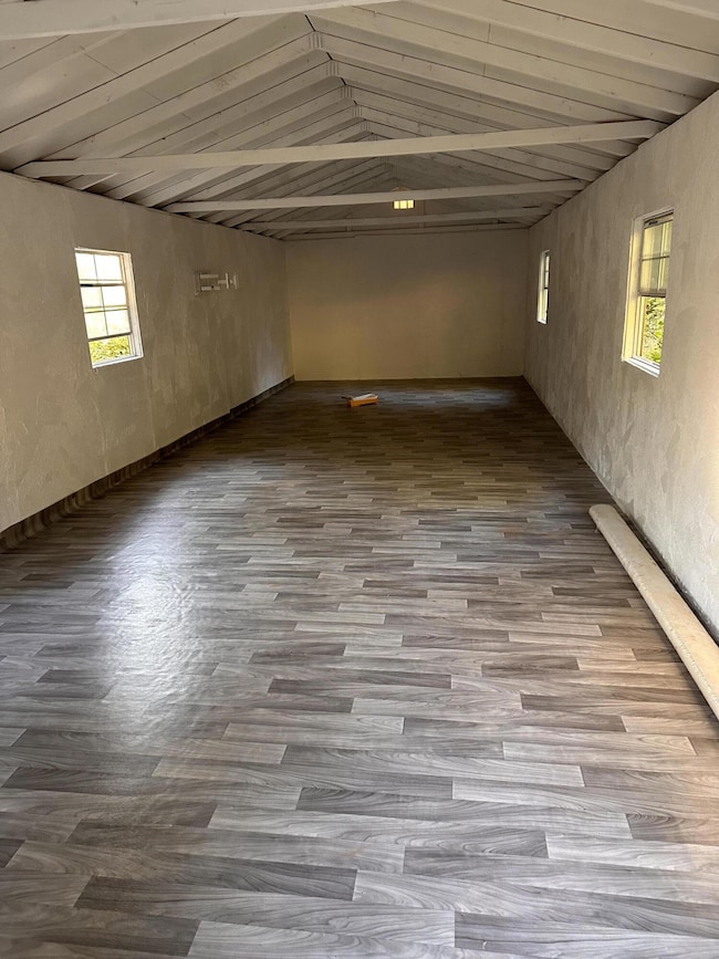 780 Tunnel Rd, Glendale, OR 97442 - photo 4