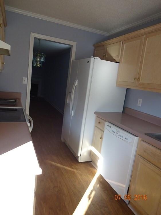 Kitchen with upgraded appliances