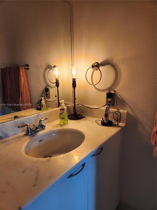 The Loft Downtown unit 1104, Miami, FL 33132 - photo 5