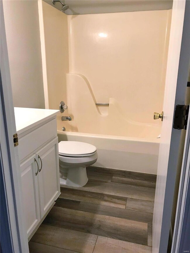 2432 Falcons Way unit 6, Saint Charles, MO 63303 - photo 7