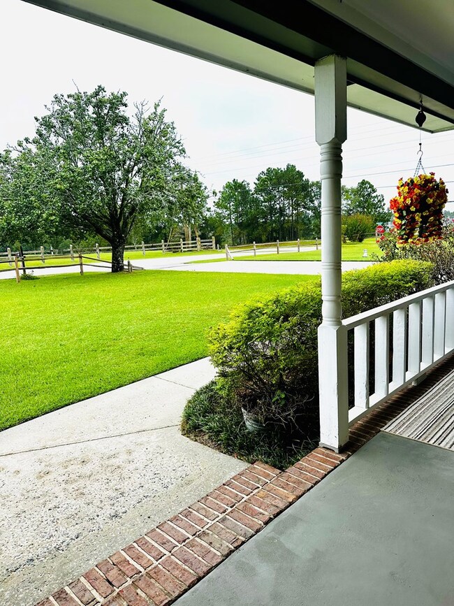 278 Quail Ridge Rd, Douglas, GA 31533 - photo 5