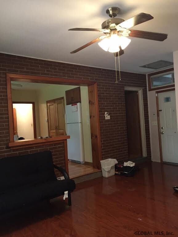 27 Mapleridge Ave unit left, Albany, NY 12209 - photo 6