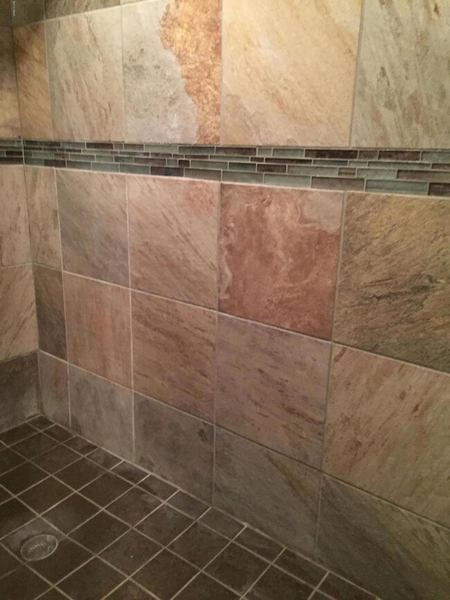 TILED SHOWER