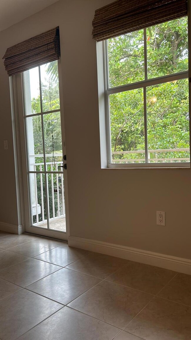 400 SW 14th Ave, Fort Lauderdale, FL 33312 - photo 2