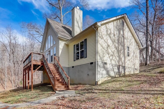 36 Last Coyote Trail, Canton, NC 28716 | MLS# CAR4103500 | Homes.com