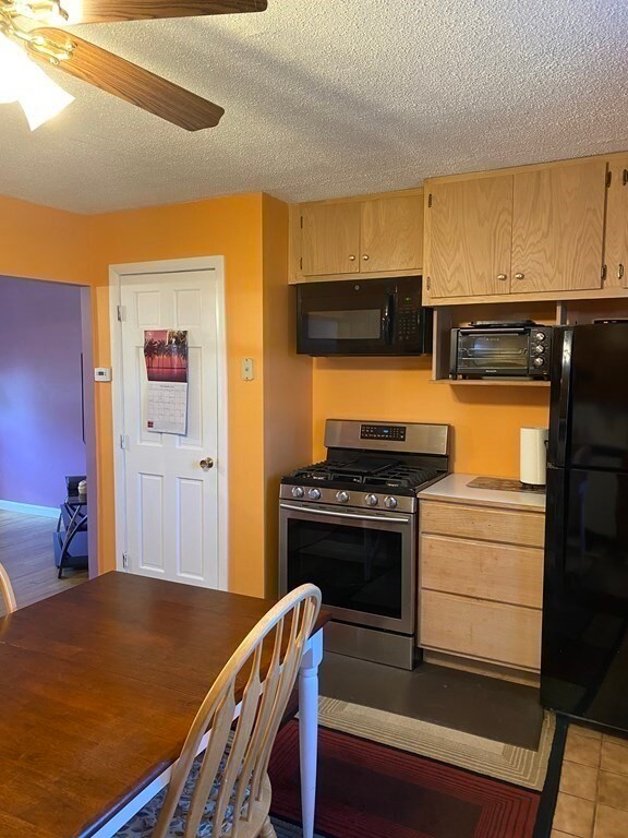 47 Sherman Ave, Haverhill, MA 01832 - photo 3