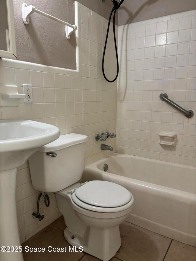 130 Bouganvillea Dr unit 4, Rockledge, FL 32955 - photo 6