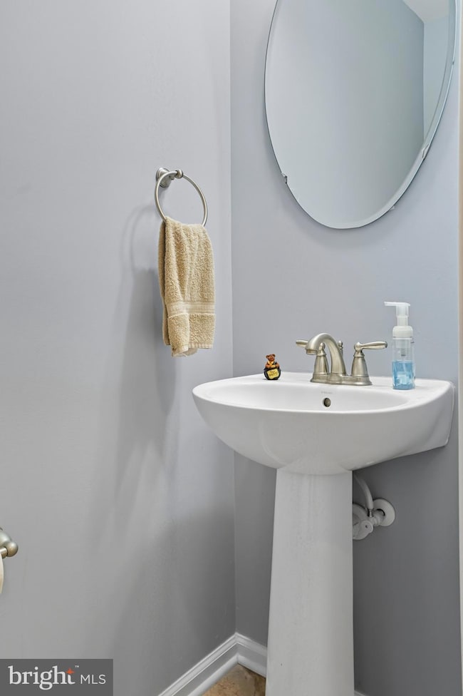 5640 Crescent Ridge Dr, White Marsh, MD 21162 - photo 7