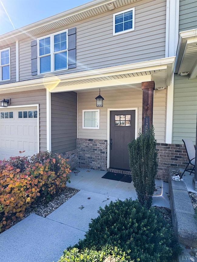 1225 Commonwealth Cir, Forest, VA 24551 - photo 2