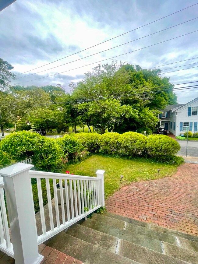 180 Main St unit 10, Vineyard Haven, MA 02568 - photo 6