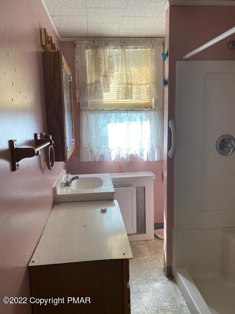 608 E Bertsch St, Lansford, PA 18232 - photo 7