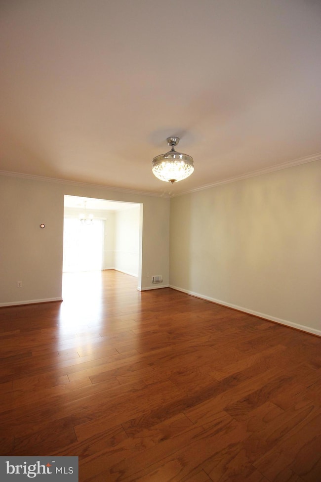 311 Whitcliff Ct, Gaithersburg, MD 20878 - photo 2