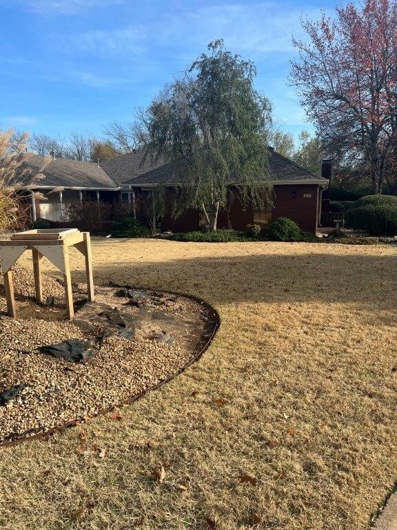 908 W Linden St, Rogers, AR 72756 - photo 2