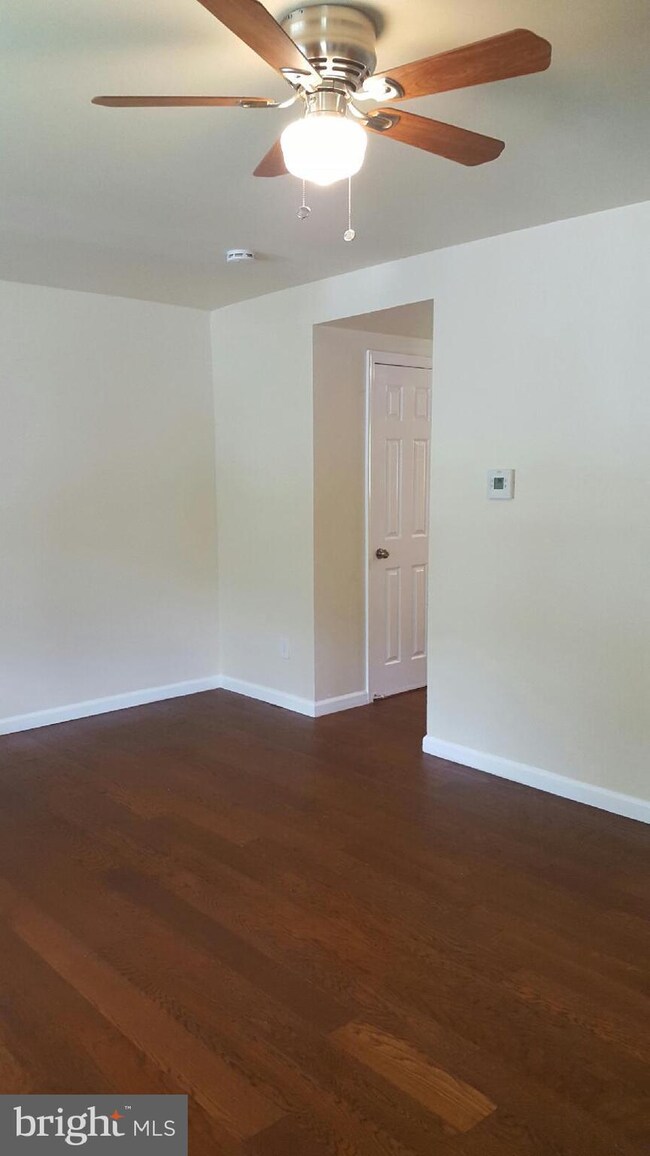 2133 Columbia Place, Hyattsville, MD 20785 - photo 5