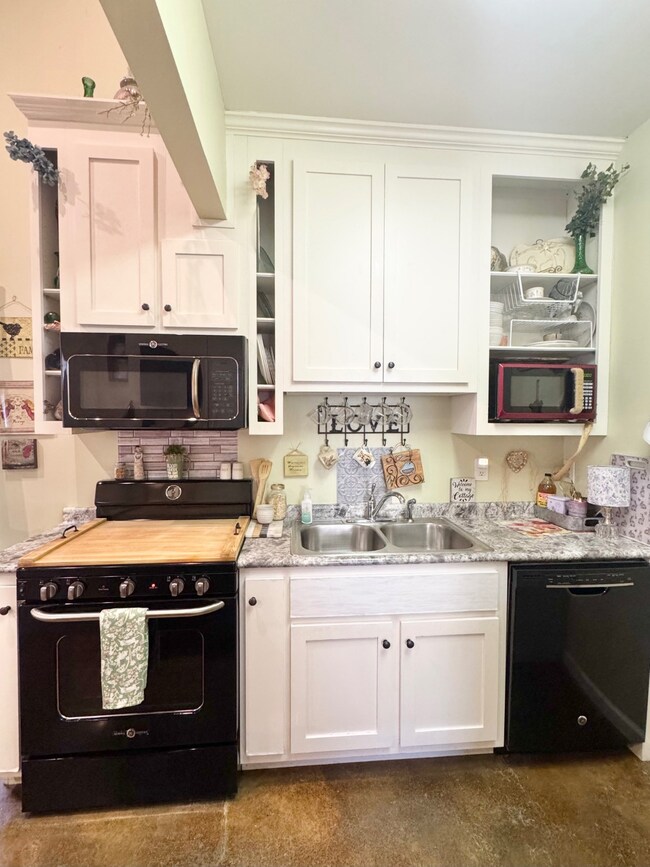 23 Deerfield Rd, Grenada, MS 38901 - photo 7