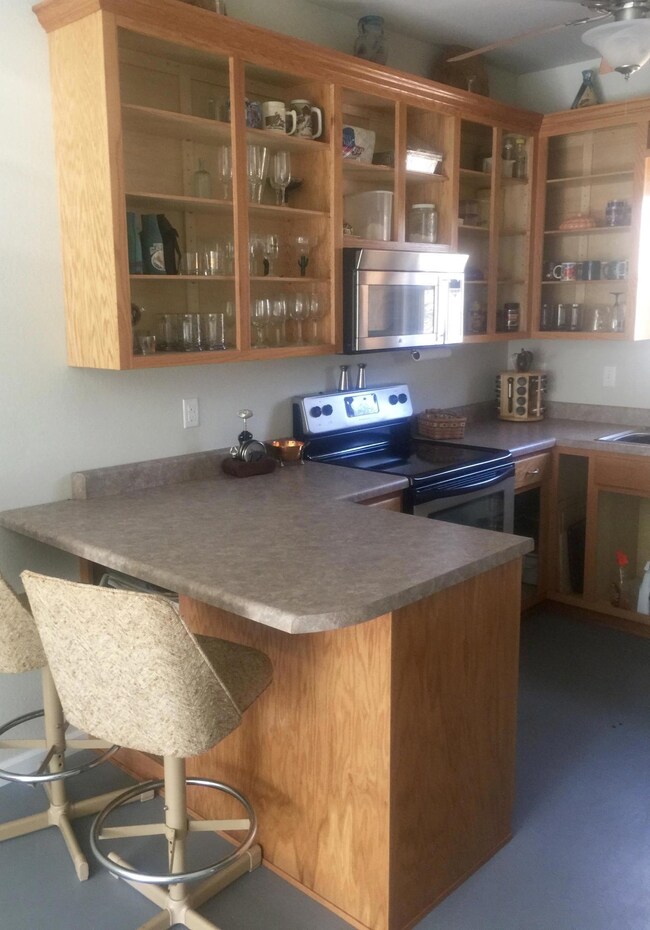 kitchen/dining