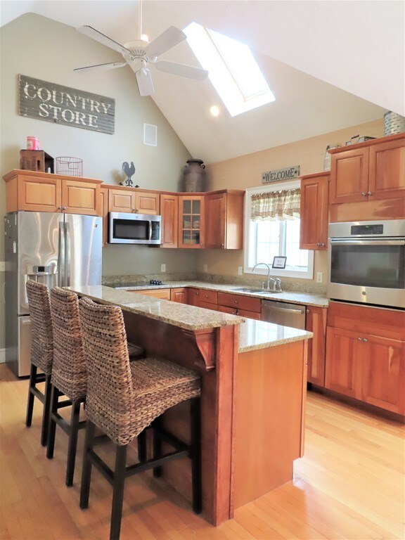 13 Milne Rd, Rutland, MA 01543 - photo 2